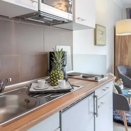 Lister Duenennest * List